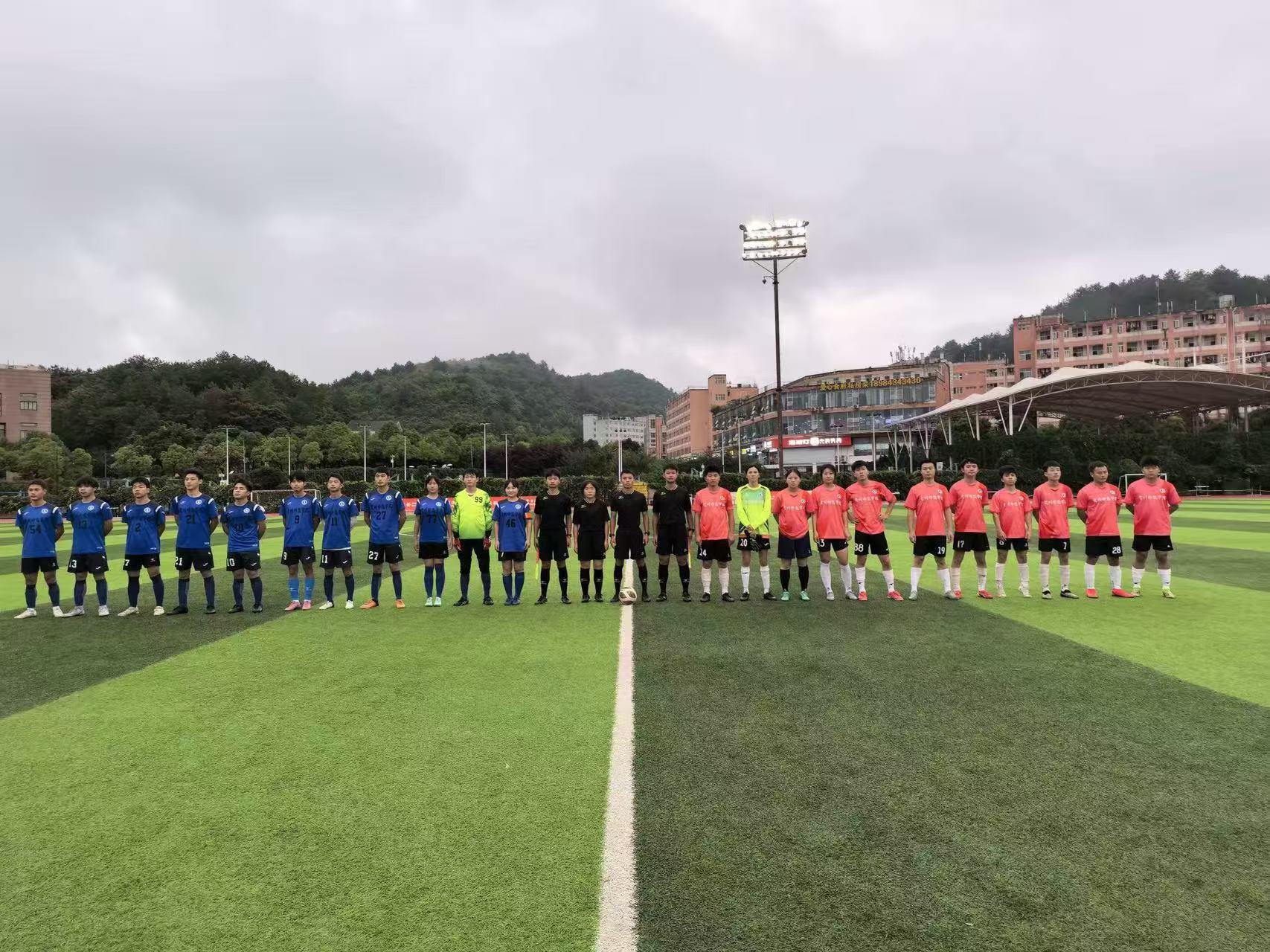 团队合影1.jpg